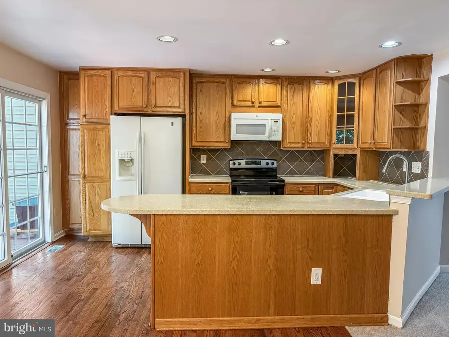10251 Magnolia Grove Dr, Manassas, VA 20110 - #3