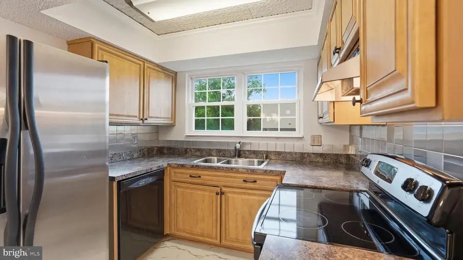 9370 Caspian Way #301, Manassas, VA 20110 - #3