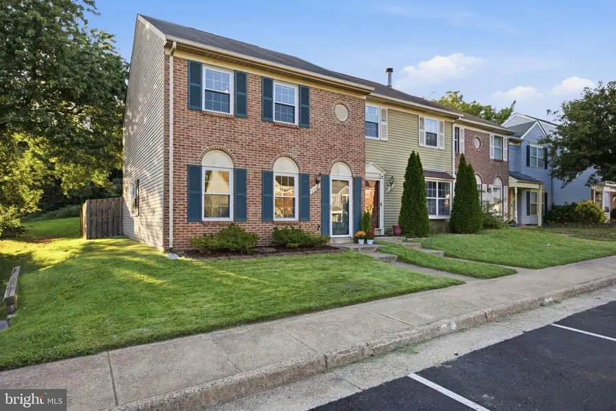 8650 Point Of Woods Dr, Manassas, VA 20110 - #3