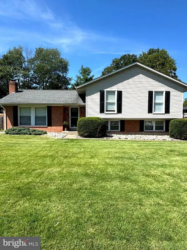 8872 Olde Mill Run, MANASSAS, VA 20110