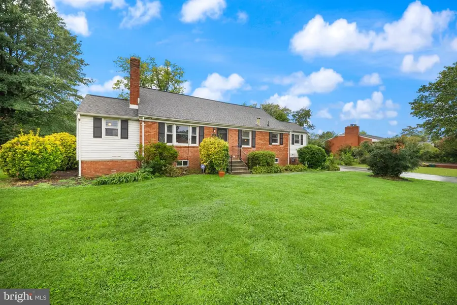 8904 Fort Dr, Manassas, VA 20110 - #2