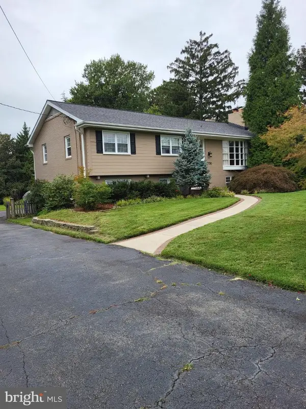 9010 Longstreet Dr, MANASSAS, VA 20110