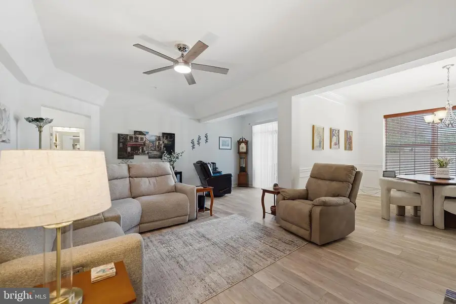 9202 Charleston Dr #207, Manassas, VA 20110 - #2