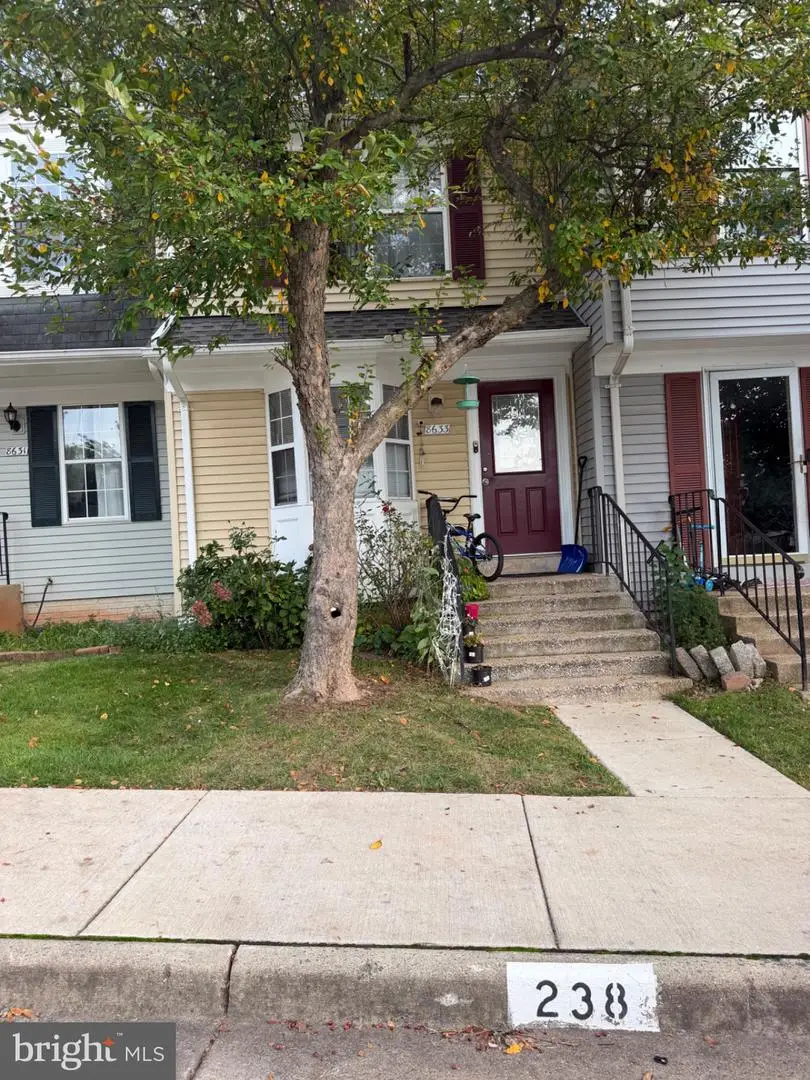 8633 Braxted Ln, Manassas, VA 20110 - #1
