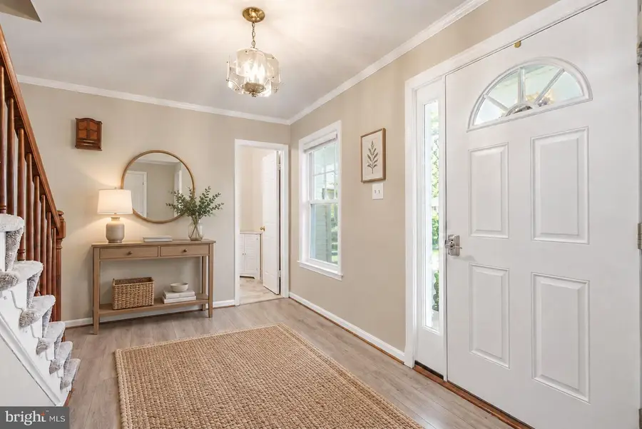 8878 Sweetbriar St, Manassas, VA 20110 - #2