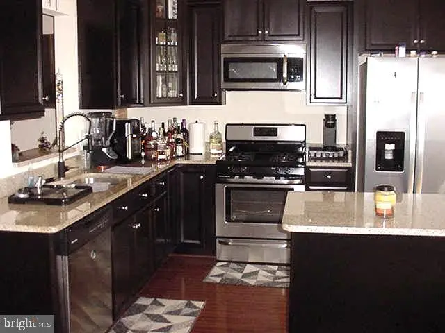 8883 Cherry St, Manassas, VA 20110 - #2