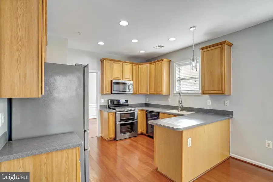 9710 Handerson Pl #301, Manassas Park, VA 20111 - Image #3