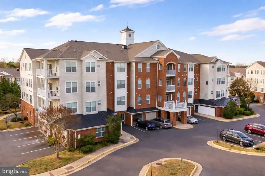 9710 Handerson Pl #207, Manassas Park, VA 20111 - Image #2