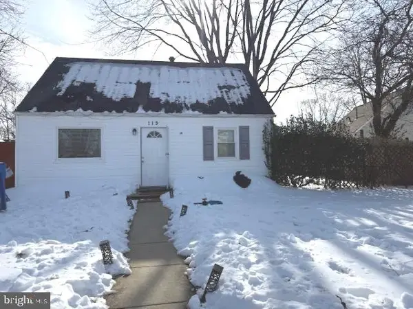 115 Martin Dr, MANASSAS PARK, VA 20111