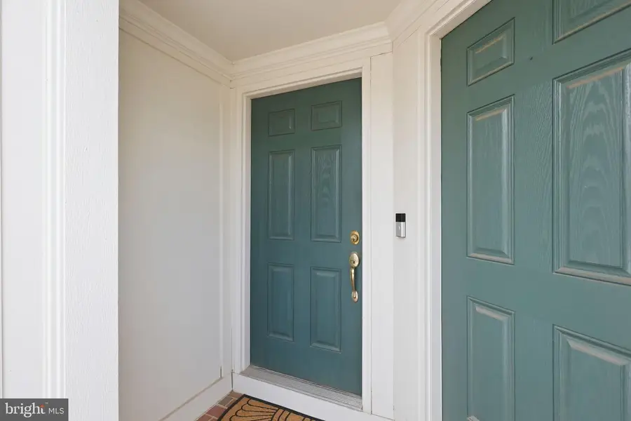 9826 Pickens Pl, Manassas Park, VA 20111 - #2