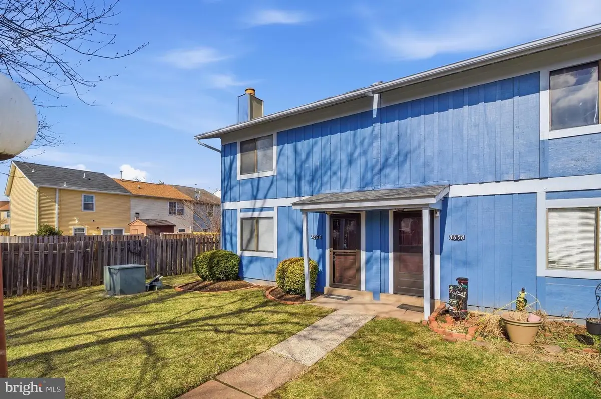 8660 Madera Ct, Manassas Park, VA 20111 - #1
