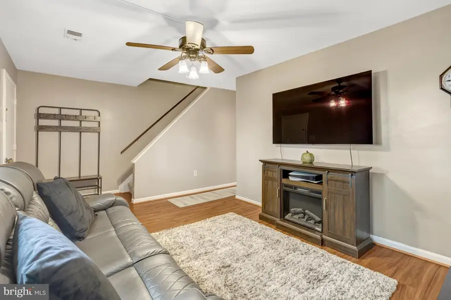 8667 Madera Ct, Manassas Park, VA 20111 - #3