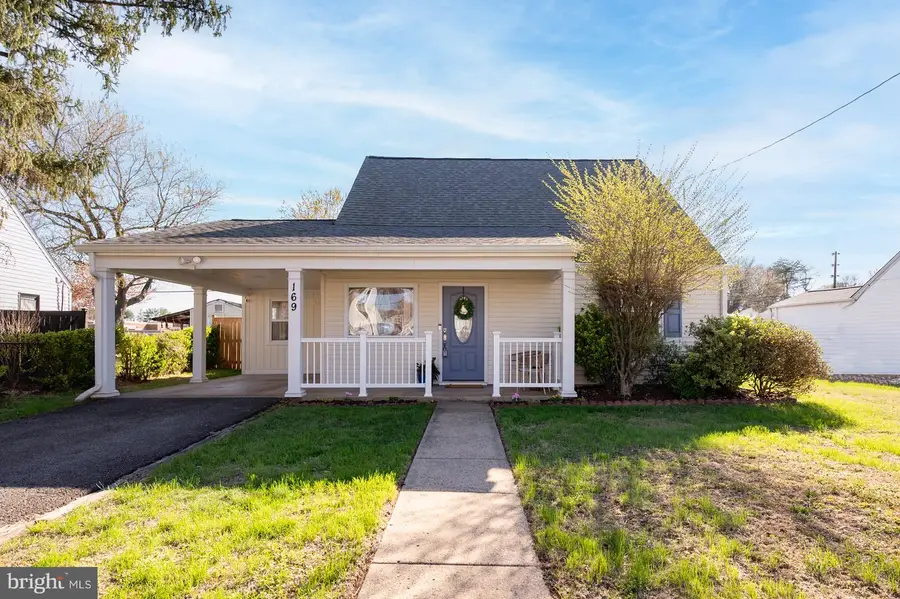 169 Scott Dr, Manassas Park, VA 20111 - #2