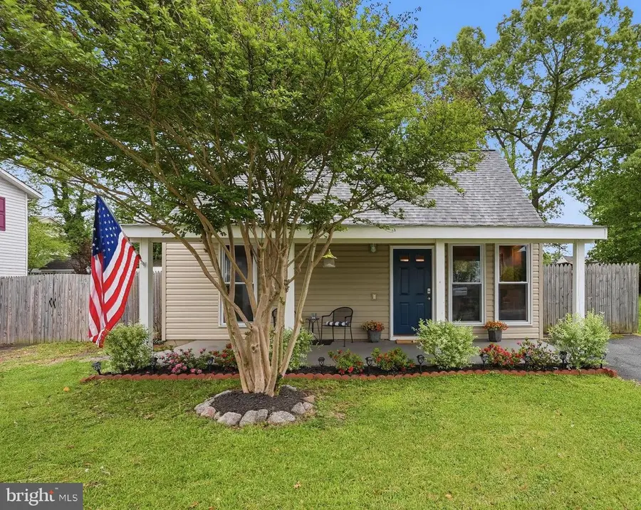 243 Kent Dr, Manassas Park, VA 20111 - #2