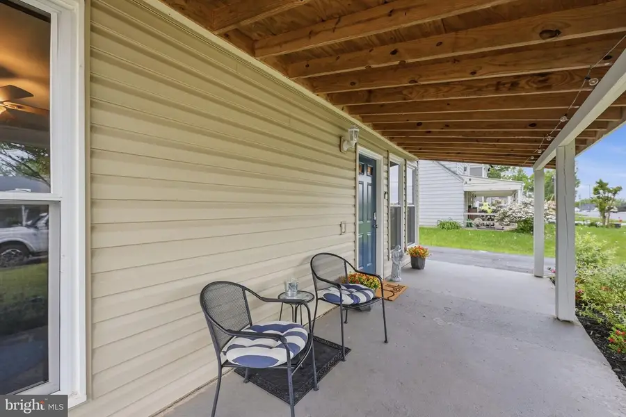 243 Kent Dr, Manassas Park, VA 20111 - #3
