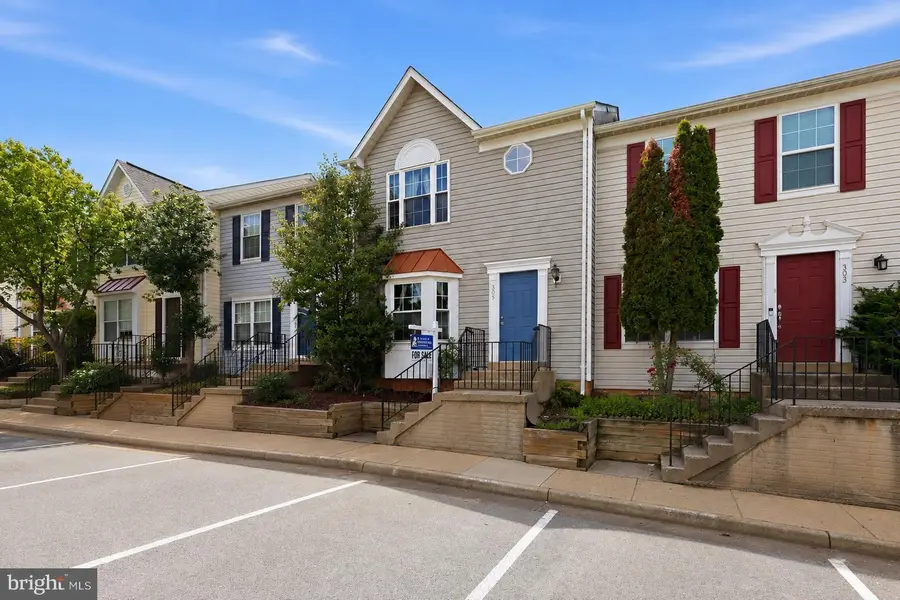 305 Moseby Ct, Manassas Park, VA 20111 - #2