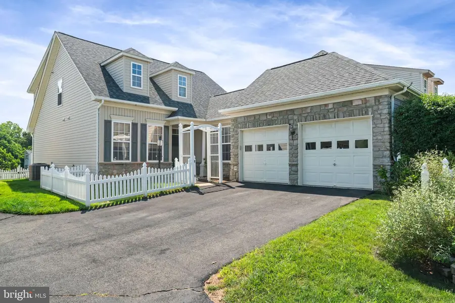 9405 Primrose Ln, Manassas Park, VA 20111 - #2