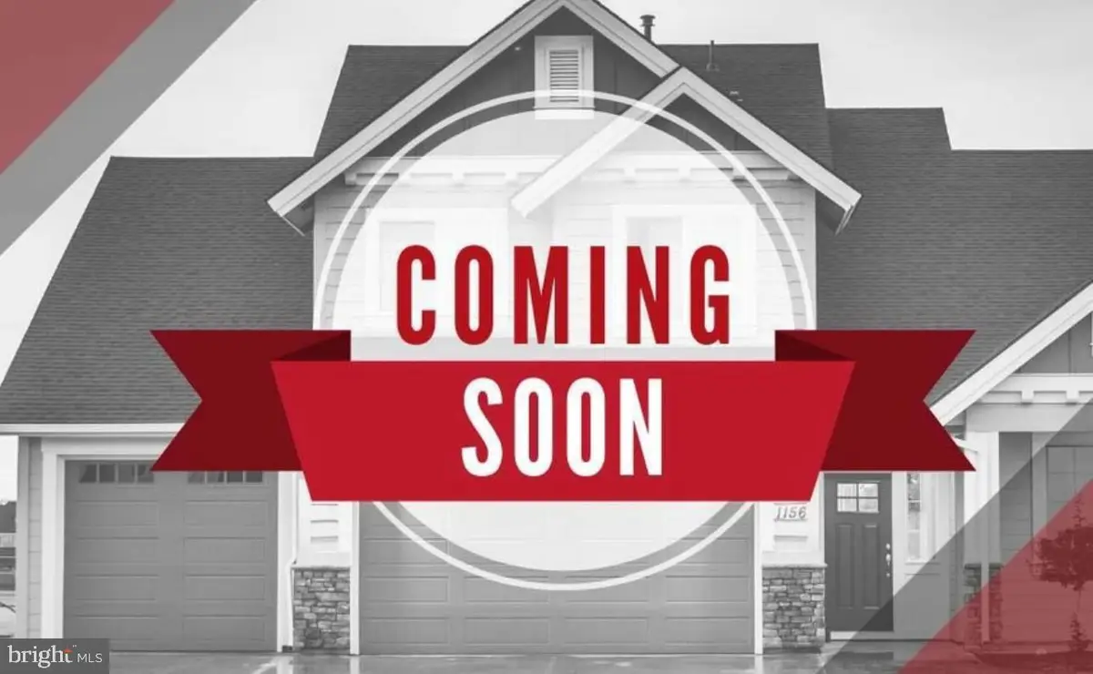 9199 Matthew Dr, Manassas Park, VA 20111 - #1