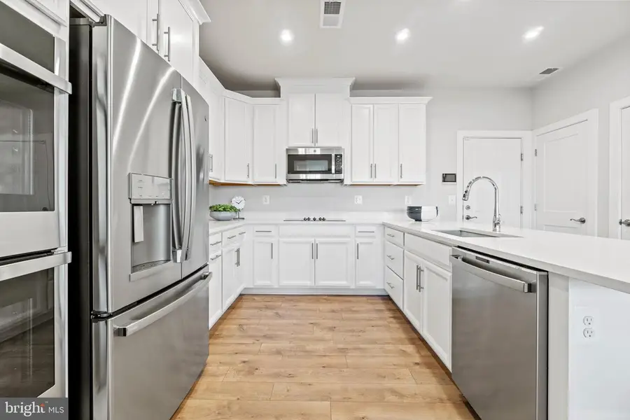 202a Park Central Ter, Manassas, VA 20111 - #3