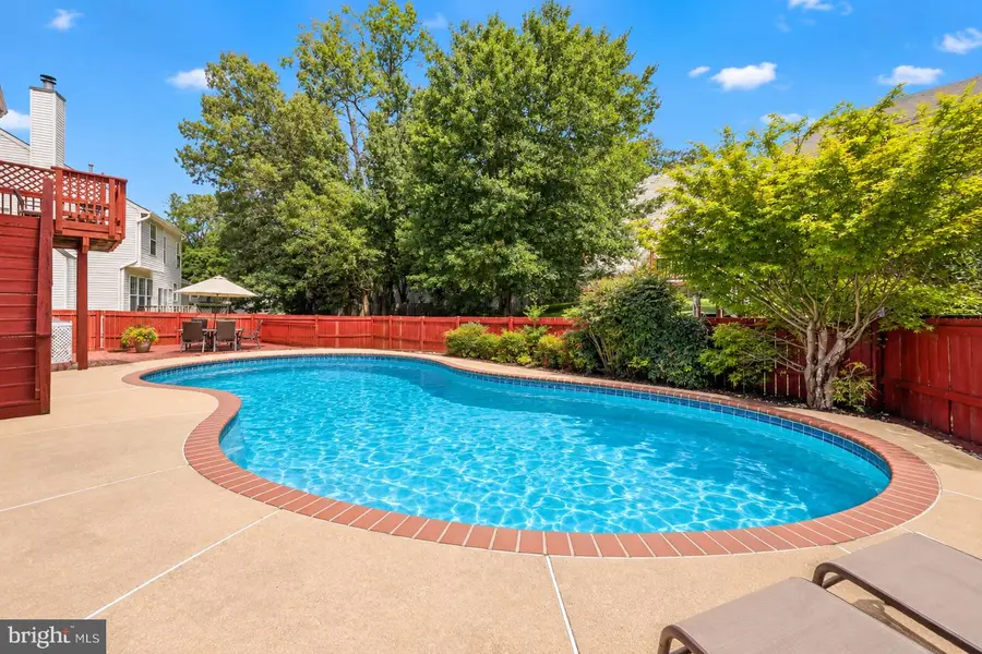 9402 Luke Dr, Manassas Park, VA 20111 - #2