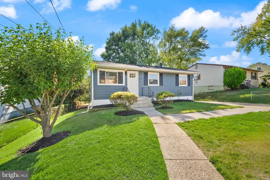 197 Cabbel Dr, Manassas Park, VA 20111 - #3