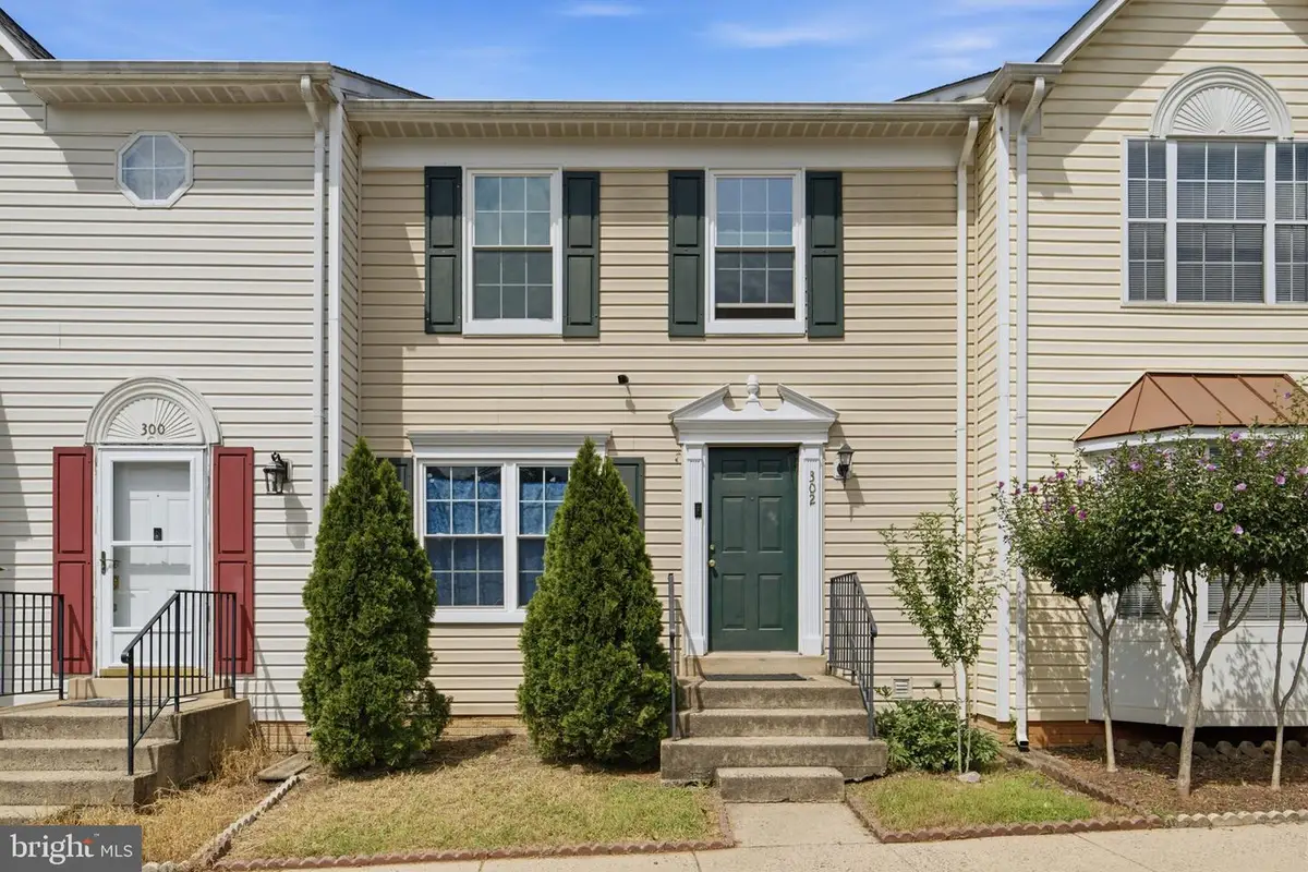 302 Moseby Ct, Manassas Park, VA 20111 - #1