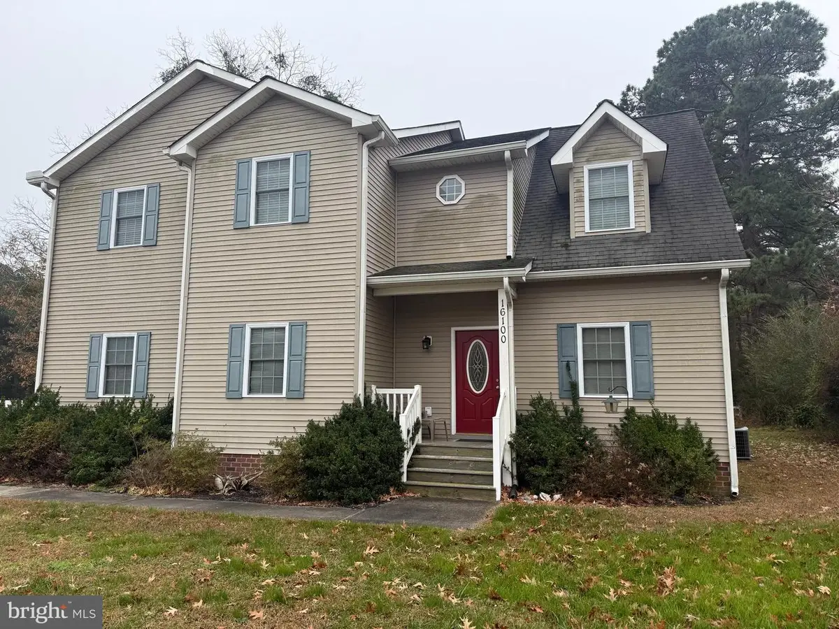 16100 General Puller Hwy, Deltaville, VA 23043 - #1