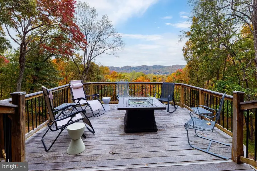 114 Tree House Place, Nellysford, VA 22958 - Image #2