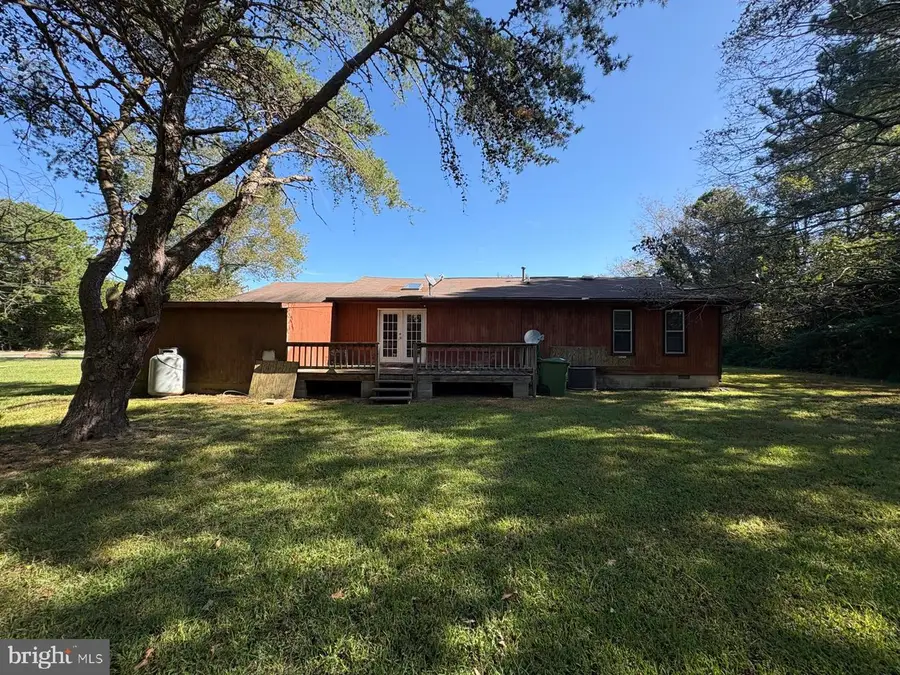 297 White Sand Dr, Heathsville, VA 22473 - Image #2