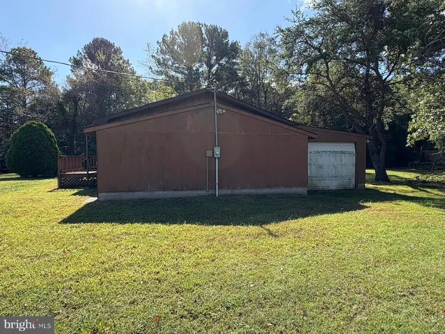 297 White Sand Dr, Heathsville, VA 22473 - Image #3