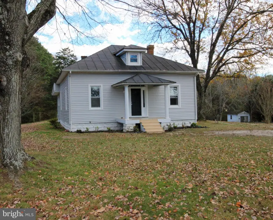 2486 Owl Town Rd, Callao, VA 22435 - Image #2
