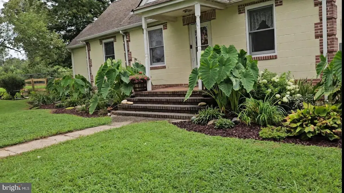 2033 Courthouse Rd, Heathsville, VA 22473 - Image #1