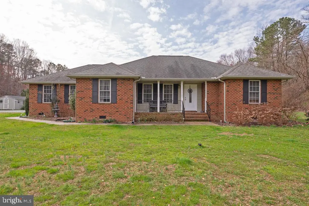 203 Blundons Rd, Heathsville, VA 22473 - #1