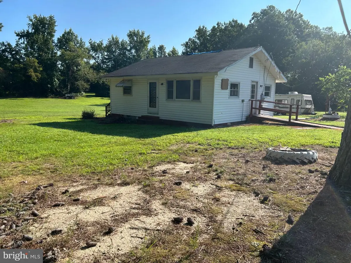 688 Bogey Neck Rd, Heathsville, VA 22473 - #1