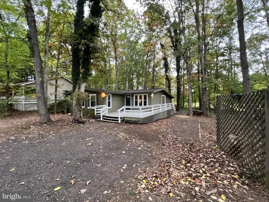 535 Mt Pleasant Dr, Locust Grove, VA 22508 - Image #2