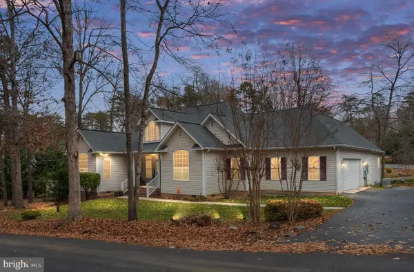 4301 Lakeview Pkwy, LOCUST GROVE, VA 22508