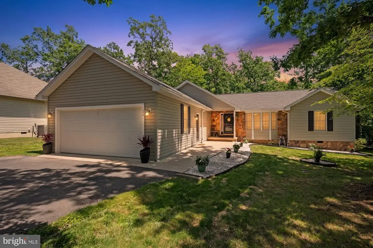 124 Republic Ave, Locust Grove, VA 22508 - #1