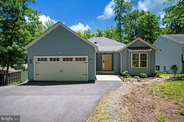708 Eastover Pkwy, LOCUST GROVE, VA 22508
