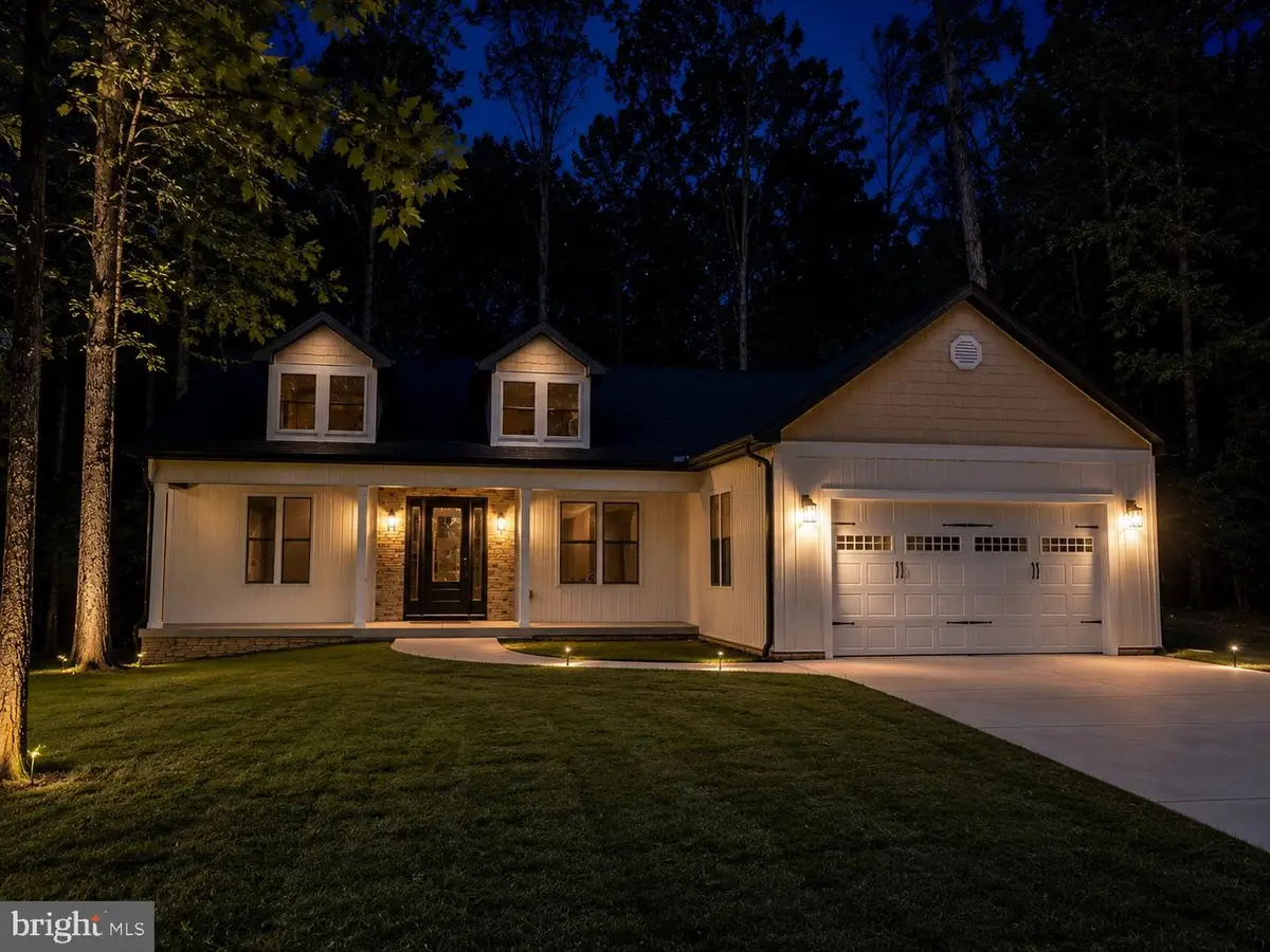 318 Fairway Dr, Locust Grove, VA 22508 - #1