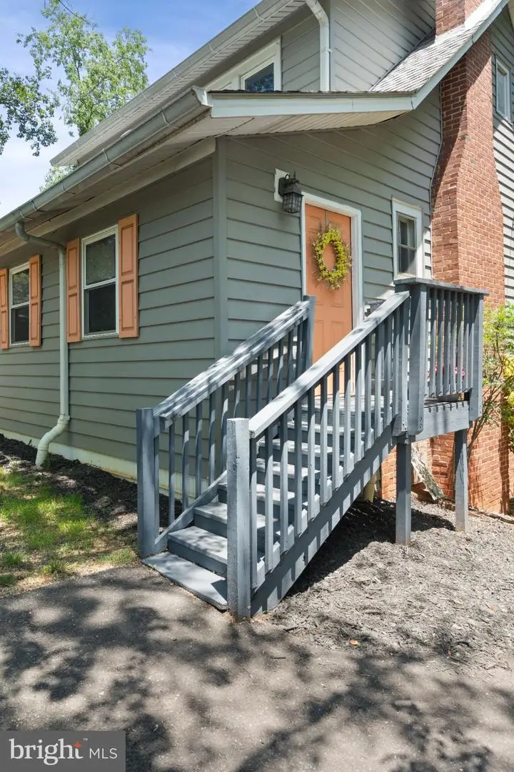 293 Caroline St, Orange, VA 22960 - #3