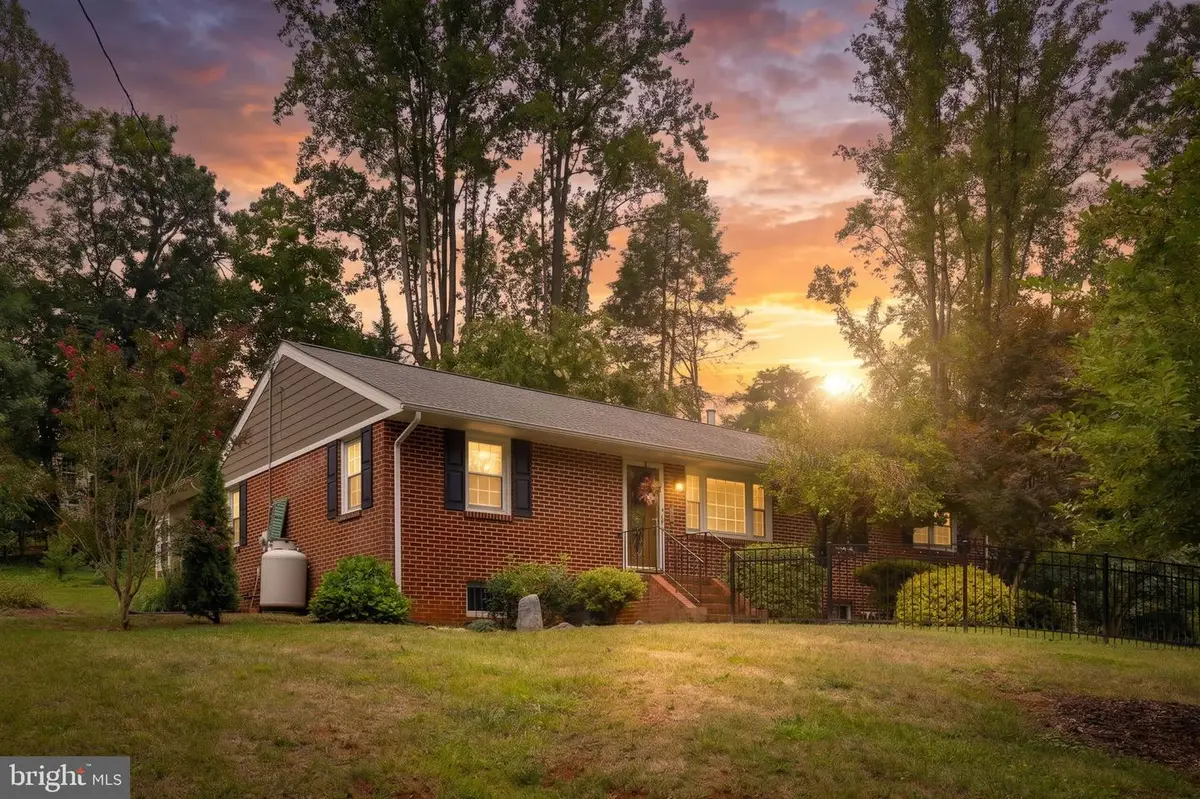294 Newton St, Orange, VA 22960 - #1