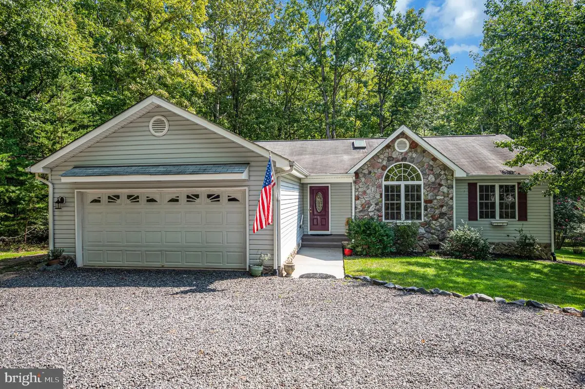 220 Creekside Dr, Locust Grove, VA 22508 - #1