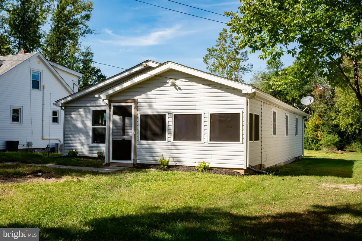 509 S Main St, Gordonsville, VA 22942 - #1