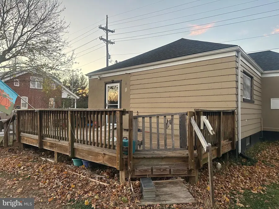 196 Bixlers Ferry Rd, Luray, VA 22835 - Image #2