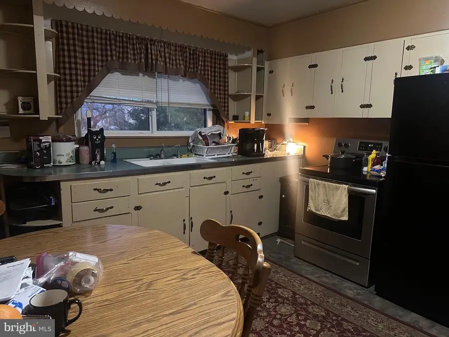 196 Bixlers Ferry Rd, Luray, VA 22835 - Image #3