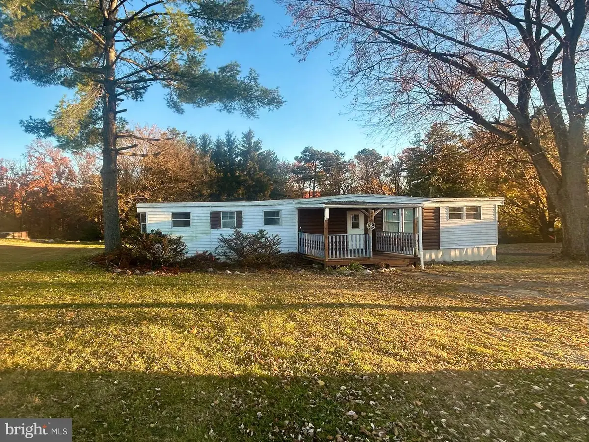 242 Trenton Ave, Shenandoah, VA 22849 - Image #1