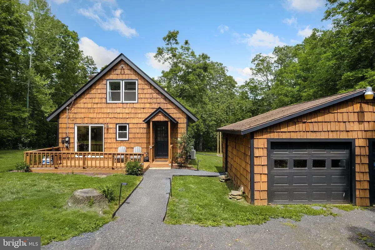 224 Cardinal Dr, Luray, VA 22835 - Image #1