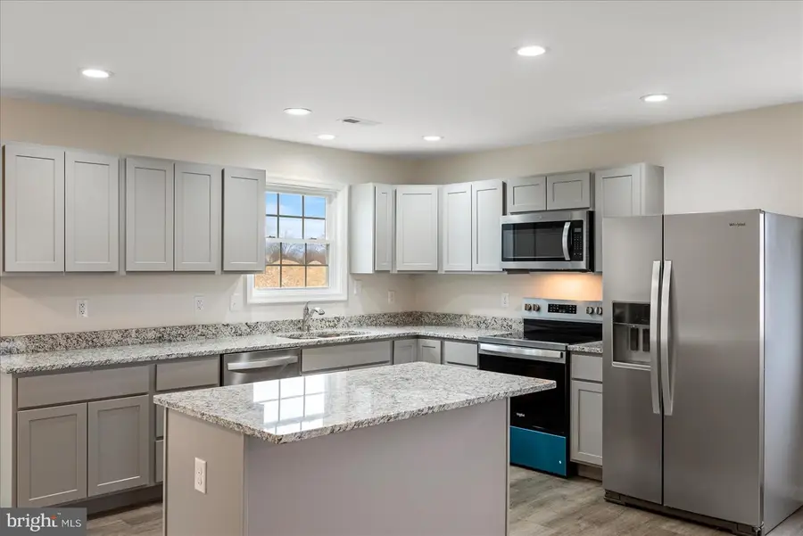 182 Reservoir Ave, Luray, VA 22835 - Image #3