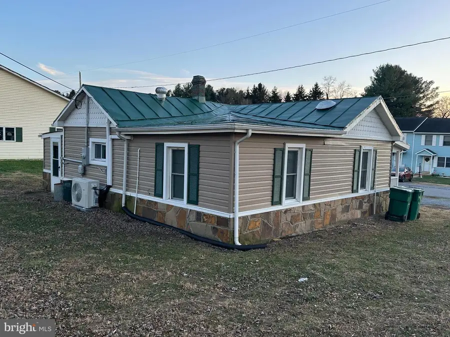 219 Seventh Ave, Luray, VA 22835 - Image #3