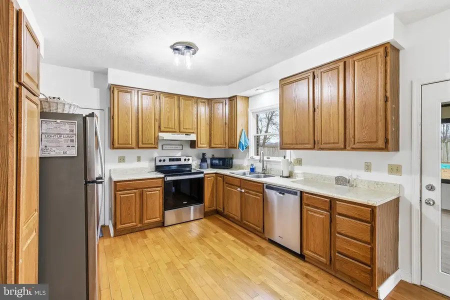 11 Independence Dr, Luray, VA 22835 - Image #3